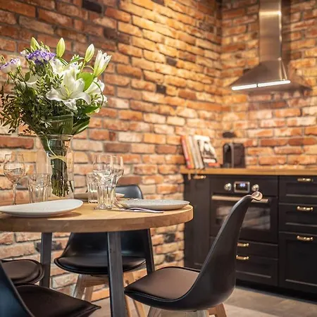 Stunning Loft-style Varşova